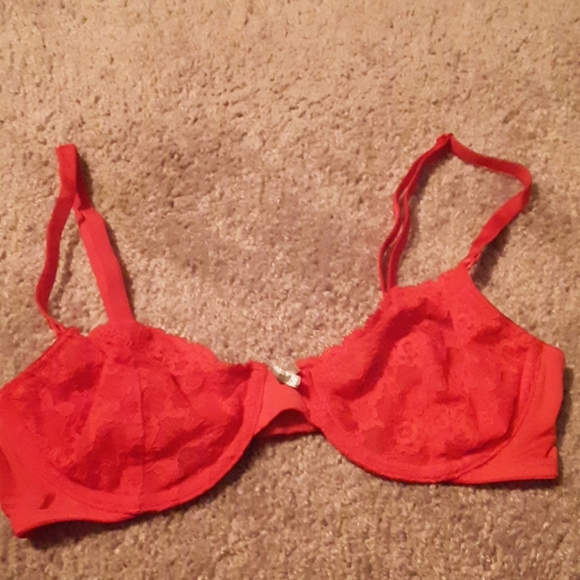 Victoria secret red bra - Picture 1 of 3
